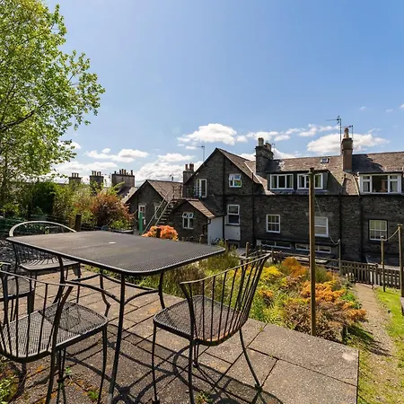 High View * 安布尔塞德